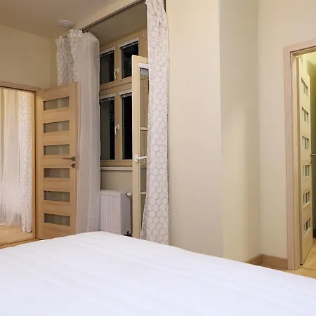 7k - Apartman Vridelni קרלובי וארי