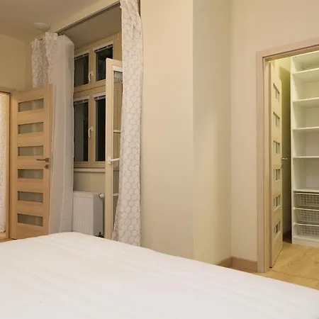 7k - Apartman Vridelni קרלובי וארי